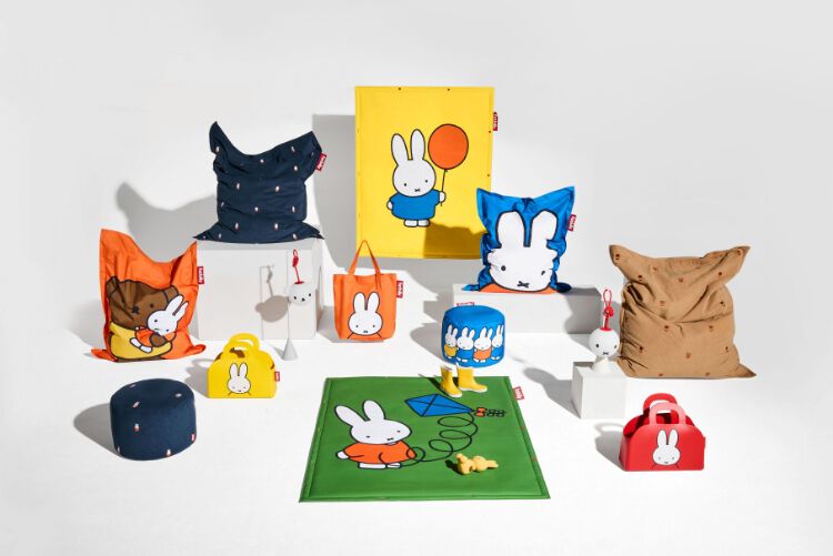 Sjopper-Kees: a shopping bag or designer magazine holder | Fatboy